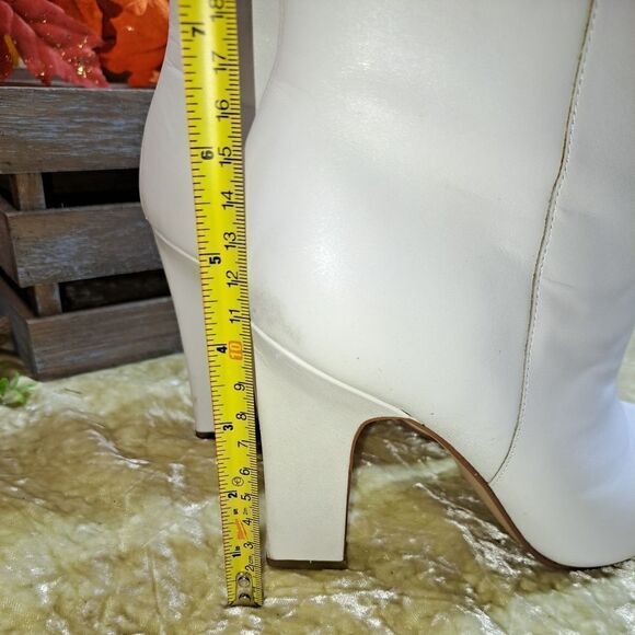 Marc Fisher Urmi Pointed Toe Bootie - Picture 2 of 12